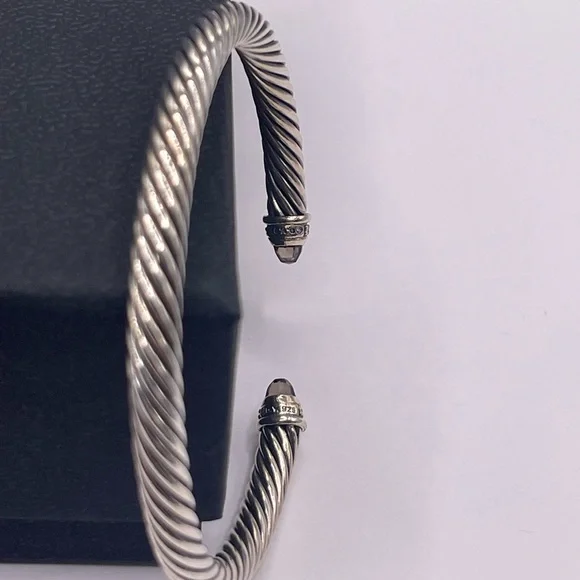 David Yurman Classic Cable Bracelet with Diamonds & Smokey Quartz - Picture 8 of 8
